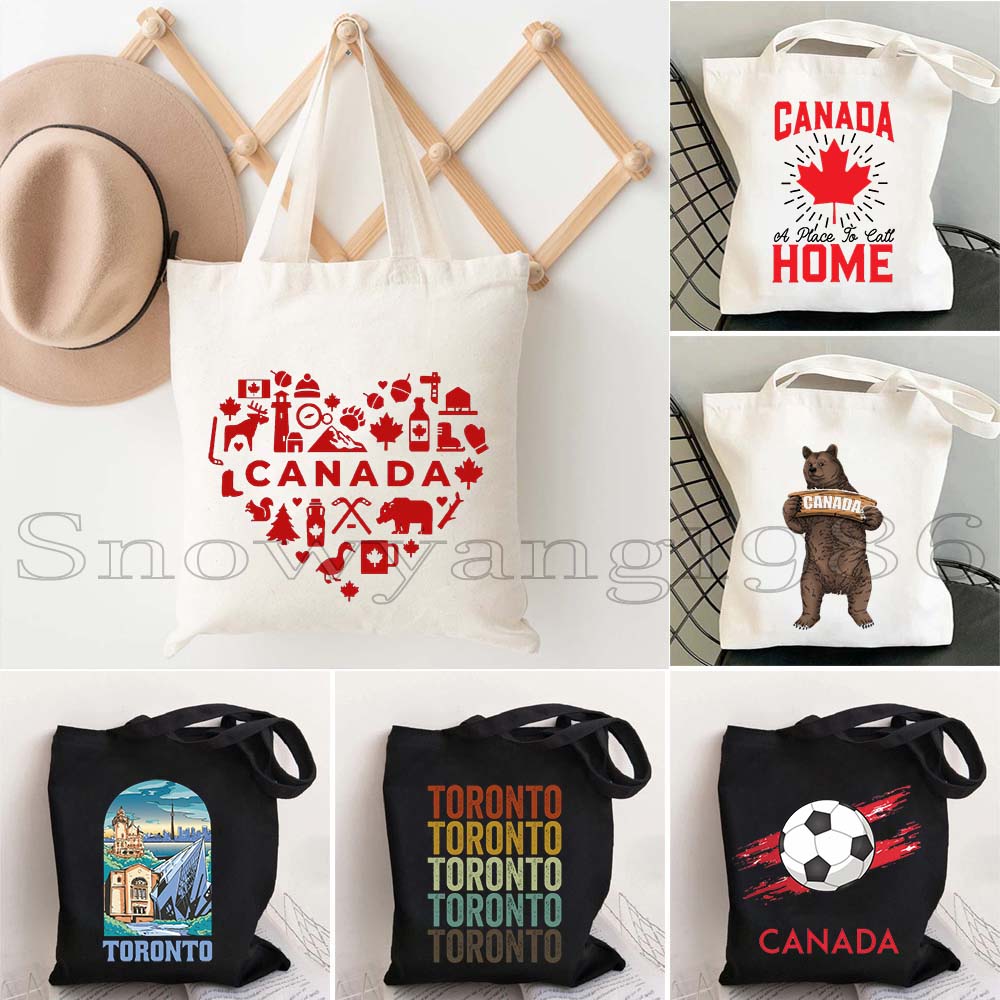 Women Bags In Canada - Canadá mapa bandeira feliz canadense menina